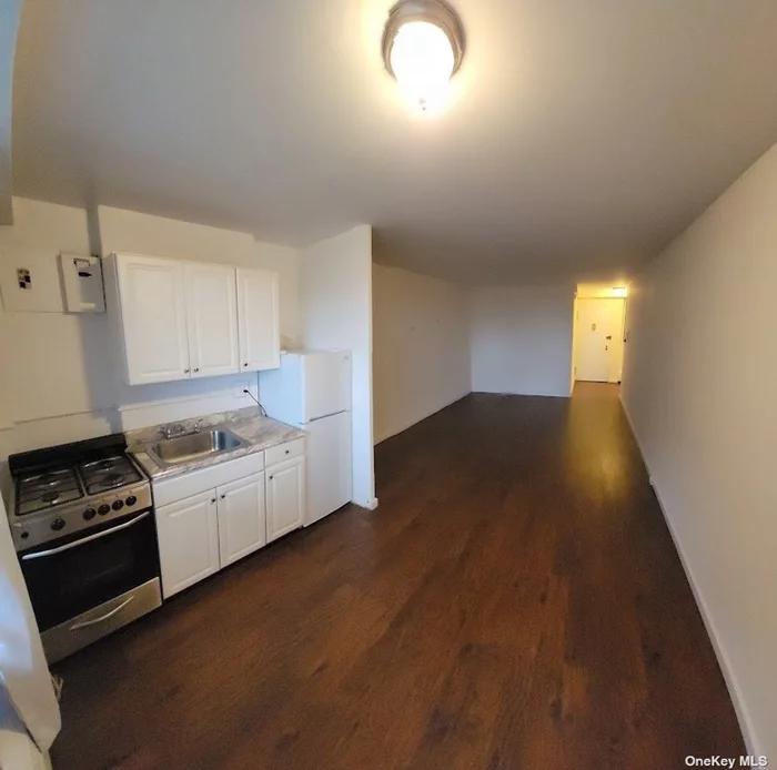 Spacious Studio Apartment For Rent in Rego Park! Beautiful Unit Features Hardwood Floors, Large Private Terrace, Good Closet Space. Excellent Location, Close to Public Transportation, Shopping, Restaurants and more.