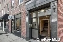 Totally renovated 2 Bedroom, 1 Full Bath Apartment with Washer/Dryer, Kitchen with quartz countertops. Stainless steel appliances, Full Bath - shower & tub. Recessed lighting, high ceilings, hardwood floors, 2 A/C units, and Free storage in the basement. Cable-Allow. Close to railroad, shopping & houses of worship..