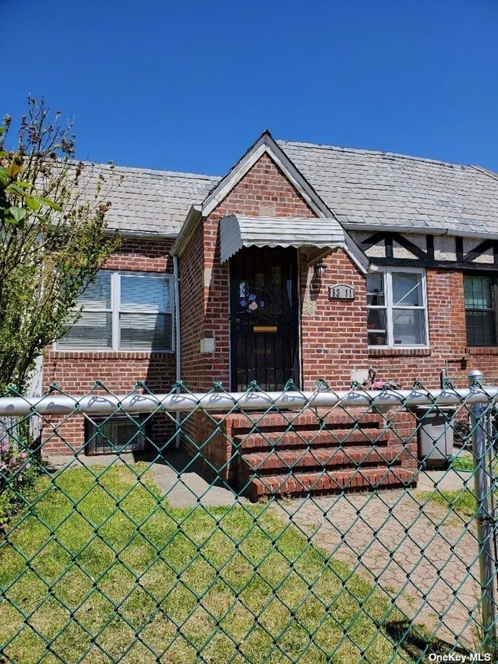 Great opportunity. Lovely 1-family brick home, very well maintained, ranch style with finished basement. Features high ceilings, spacious living room and gleaming hardwood floors. It offers a one car garage plus private driveway. Close to playground and park. Q33 bus to Roosevelt/74 Street (7/E/F/M/R) subway station. Easy access to highways. Convenient to schools, shopping, public transportation and area restaurants.