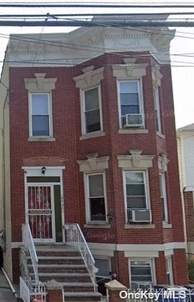 Spacious Bright & Sunny 3 Bedroom Apartment for Rent. Features Living Room, Eat-In-Kitchen w/Granite Counter Tops, 3 Small Bedrooms an 1Full Bathroom. Wood Floors Throughout. Shared Use of Yard. Heat & Water Included. Convenient to Transportation, Shopping & Schools.