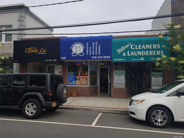 Investment opportunity a triple net building for sale in a very busy area in Port Washington. Currently used as hair salon, deli, and a dry cleaners. Each business pays for their own utilities, and each has a full basement.