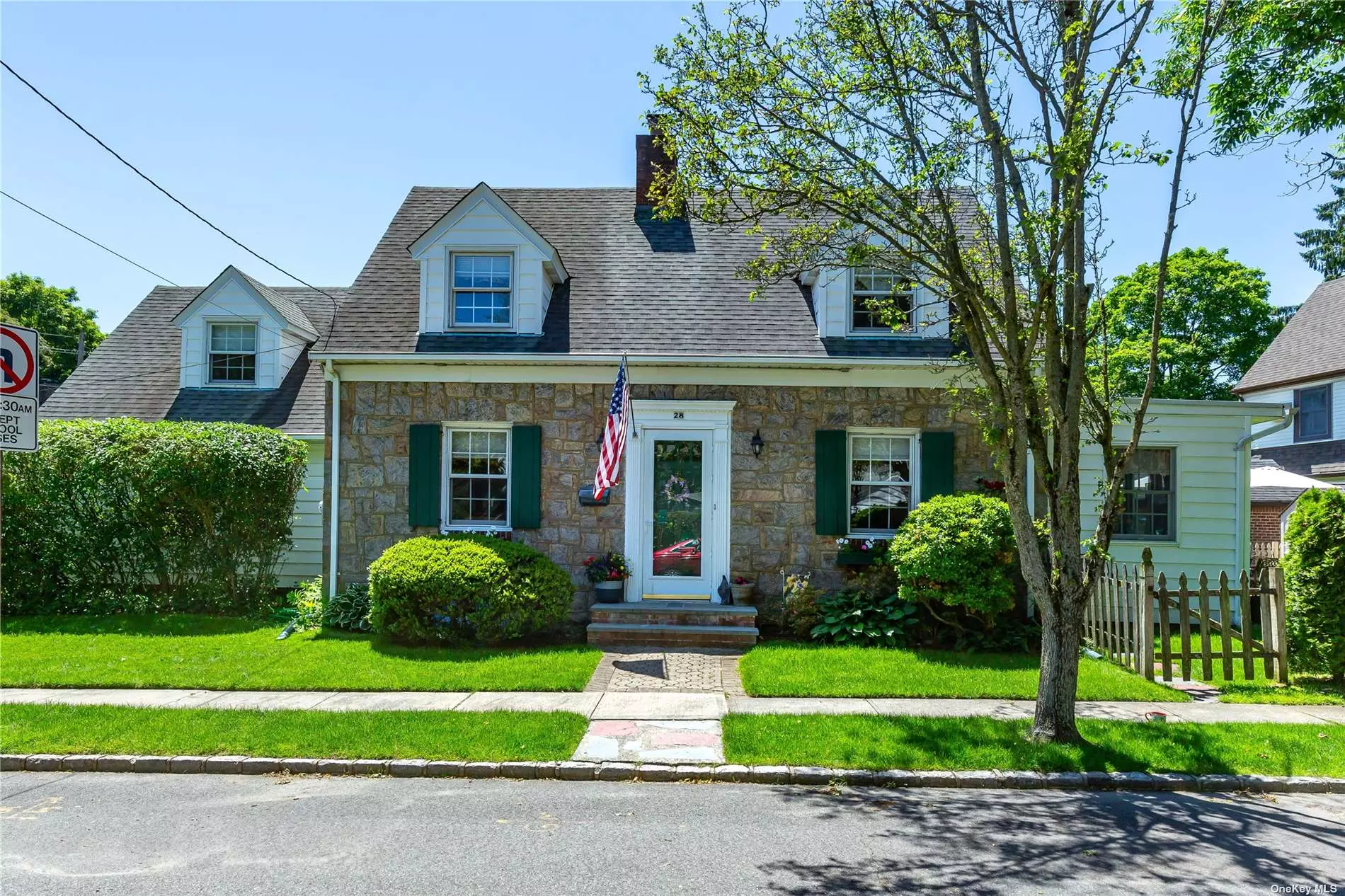 28 Oakley Place is all about location! Welcome to this stunning Wide Line Cape Cod in the sought out Lakeville section of Great Neck. This absolutely incredible home is in immaculate condition and ready to move right in! Walk into foyer and centrally located stairs, to your left will be an enormous living room with a wood burning fireplace and a bright and sunny family room. To the right is an elegent formal dining room, chefs kitchen with stone countertops and stainless steel appliances, a breakfast nook so large, you can have a table and a desk with plenty of room to spare, mud room will lead you out to a wonderful backyard. Upstairs, there are 3 generously sized bedrooms and full bathroom. The basement level offers space for an additional den and exercise room with a full bathroom. Zoned for Great Neck South Middle/High School and Lakeville Elementery. Did we mention location? Located in Great Neck, right by the Queens border, we are close to everything here!