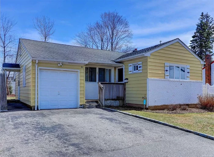 Beautiful Sunlit Spacious 3 Bdrm, 2 Bath Ranch In Mid Block location, hardwood Flrs, Gas Cooking, Den/Office off kitchen, washer dryer, large basement for plenty of storage, private backyard, convenient to ALL!!