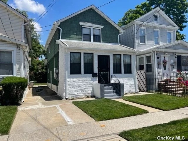 Move-in Ready! Cozy 1 Family Home With Enclosed Den/Porch, 3 Bedrooms and 1.5 Baths. Huge Eat-in-Kitchen. Partial Finished Basement. Close to All Transportation - Will Not Last!!