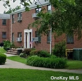 First Floor Clearview Gardens Co-op Located in a Beautiful Courtyard. Features Spacious Living Room/Dining Room, 1 Bedroom, Galley Kitchen and Full Bathroom. Come in and Make it Yours. Convenient to Shopping & Transportation.