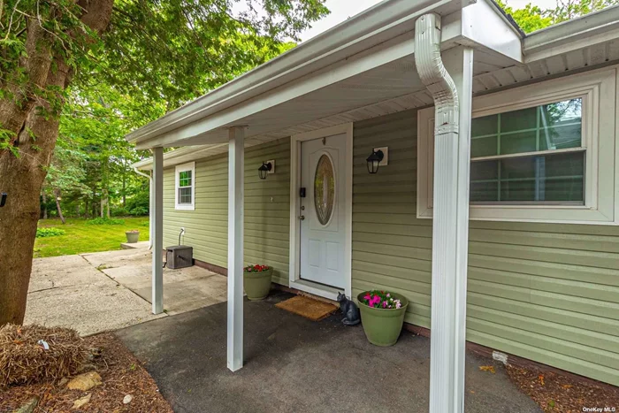 Gorgeous fully renovated Ranch featuring 3 bedrooms 1 full bath, Eat in kitchen, formal living room, large bedrooms, hardwood floors, ductless AC units, new roof, siding, windows, fenced yard, 1 car attached garage and low taxes $7651 Do not miss!