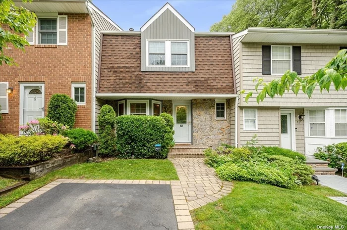 Enjoy Country Club Style Living in this Birch Model Townhouse Condo unit located within the desirable Syosset School District. Take advantage of the Har-Tru Tennis Courts, Pickleball Courts, In Ground Pool, Clubhouse, Gym with all new equipment, including a Peloton Bike. All updated (majority done in 2016, AC Condenser, Trex Deck, upstairs Bathroom all done in last 2-3 years, Hot Water Tank replaced in 2018), just move your personal items on in and your are good to go. This one is not going to last! Taxes do NOT reflect the Star Exemption of $1, 413.