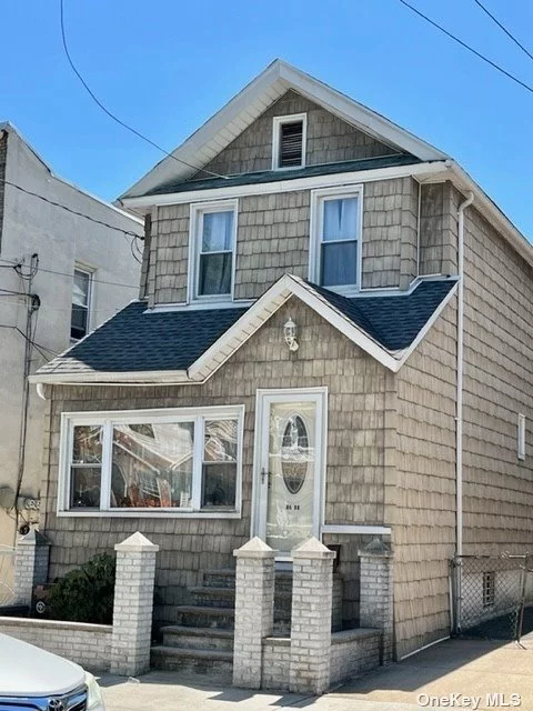 Detached Colonial Home with great location. Close to J Train, Forest Park, Shops, Schools. Well maintained 3 Bedroom with wide party driveway and parking for 2 cars in rear of yard.