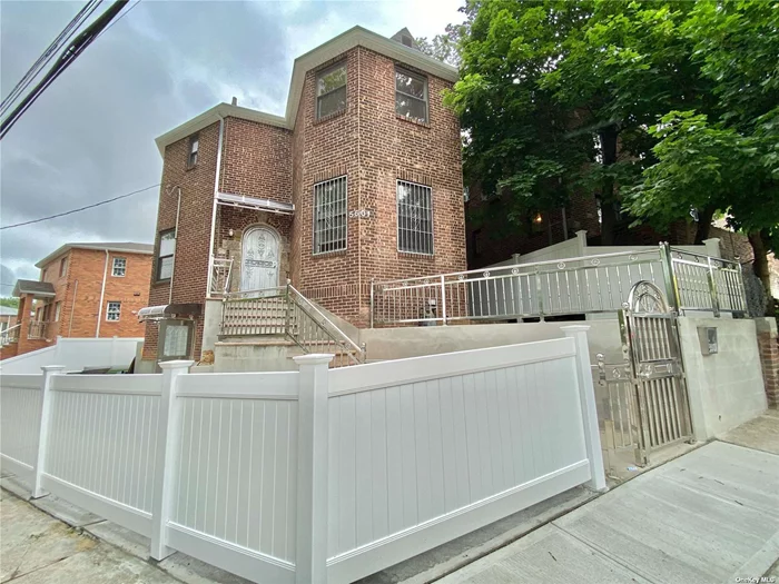 Location! Location! Location! Newly Updated Entire Detatched Brick One Family Dwelling Next to Botanical Garden In Flushing. New Kitchen With Stainless Steel Appliances And Granite Counter Tops, Hardwood Floors, New Boiler, New Wiring, Slate Roof, Large Deck.