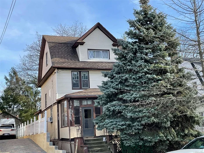 Almost 2, 000 sq&rsquo; victorian style colonial with some of the original woodwork and stained glass windows that really make this a charmer. Come on down and make this house your own.