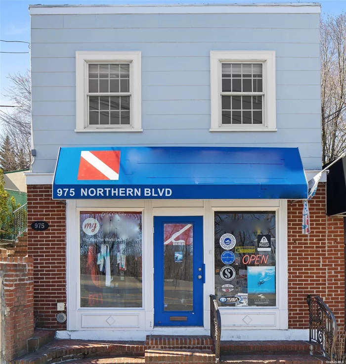 Bright and sunny store for lease in Manhasset on Northern Blvd. Great exposure and high traffic area on Northern Blvd,  ideal for retail store, small business, showroom or office setting. Retail level offers open concept with hardwood floors and new entry door and bath. Full basement. Tenant pays utilities and CAM $35.00 add&rsquo;l per month. One Parking space included and street parking