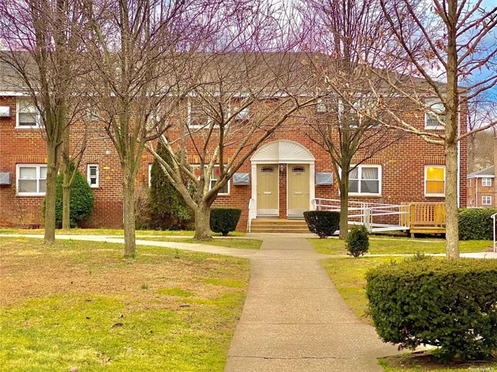 Newly Listed in Alley Pond! This Beauty Sits Nestled In Quaint Courtyard, Newly Painted & Freshly Scraped Hardwood Flooring, Updated Kitchen and Bathroom! Lots of Closet Storage, Laundry Room for Use, Bring Your Dog or Cat. Near Schools, Shops, & Transportation.