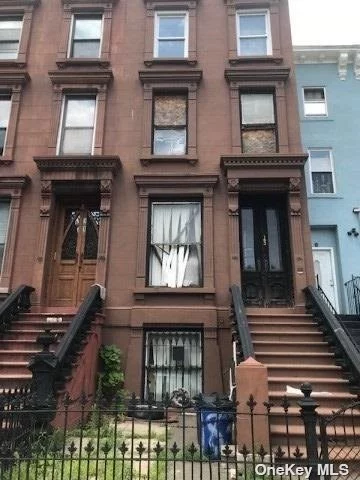 15 Jefferson Ave is a House located in the Bedford-Stuyvesant neighborhood in Brooklyn, NY. 15 Jefferson Ave was built in 1899 and has 3 stories and 3 units. This part of a package Deal 128 Hancock Street, 15 Jefferson Ave, 173 Quincy St..