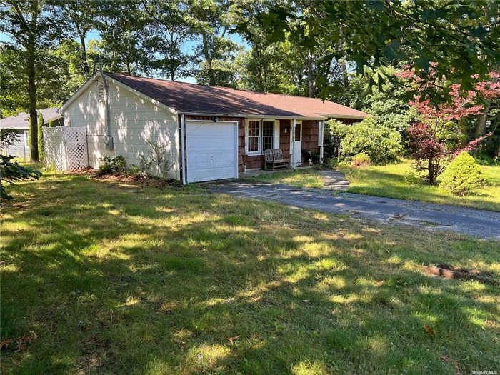 CUTE RANCH FEATURES, CORNER LOT, UPDATED ROOF, BOILER, ELECTRIC, KITCHEN, BATH, PULL DOWN ATTIC ACCESS FROM GARAGE, HOUSE NEEDS LITTLE TLC, PRICED TO SELL taxes with basic star 7236 , additional yearly membership fees for lake access, swimming, boating, fishing, and community event