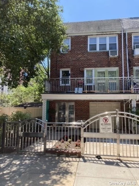 3 Family Semi Det. Brick, Near Flushing Mdw Park. Walk to #7 train. Finished Basement.