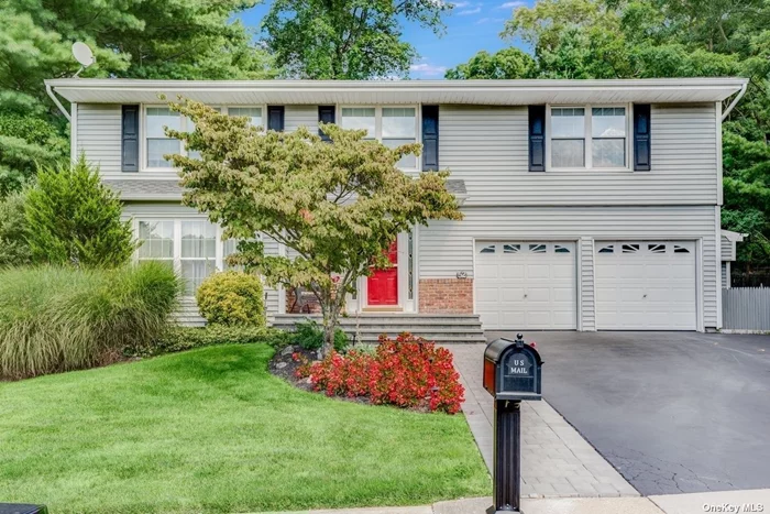 Amazing Location - in 1 of Woodbury&rsquo;s most coveted neighborhoods. Move right in to this Expanded 4/5 BR Colonial. Situated on quiet street (no thru traffic). EF opens to a large, Bright & Sunny LR, and a Banquet Sized DR. The EIK Boasts 2 walls of Picture Windows, with a Cozy Window Seat on one wall. Fits large Kit Table. Boasts Granite counters, Stainless Steel Appliances & Pantry. Come & Relax in Lg Den, w/Sliding Glass doors to deck and private, landscaped yard. Bonus room- Study/Sitting Room off of Den. Upper Level greets you with Loft Rm, w/French Doors. Lg Primary BR & Ensuite Bath boast whirlpool tub. 3 Additional BRs, each w/WIC,  Natural Light thruout. Lower Level is partially finished, heated, with more storage than you could ever use. (Hardwood Floors as seen - LR/DR/Den/Bonus Study/Stairs & upper Landing)  3Zone Heat/1Zone CAC.