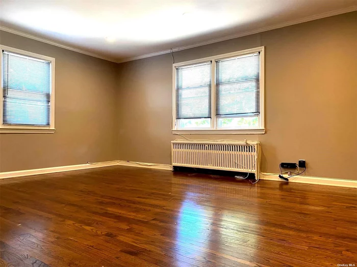 SECOND Floor Apartment RENOVATED IN 2019. HUGE LR/DR , SPACIOUS Bedrooms, Bath & Kitchen.  Conveniently located close to Local Buses, Highways, restaurants/stores, and walking distance to school!!