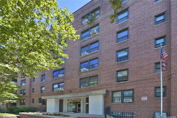 Welcome to this Charming 1 bedroom apartment with finished hardwood floors, eat-in kitchen, formal dining room, and full bathroom. Doorman building, with laundry, and bicycle room at premises. Facing Queens Boulevard. Just 2 blocks away from E and F Van Wyck- Briarwood station. Close to schools, supermarkets, stores, parks, and much more. Heat, hot water, and taxes are included in the maintenance fee. Maintenance $790.77