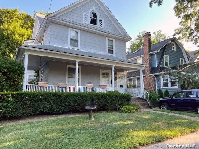 First Floor 1 Bedroom, 1 Bath Apartment With Large Front Porch. Spacious Foyer. Hardwood Floors Throughout. Shared use with upstairs tenant for front porch, backyard and driveway. Tenant Pays All Utilities. Landlord Requires Credit Check.