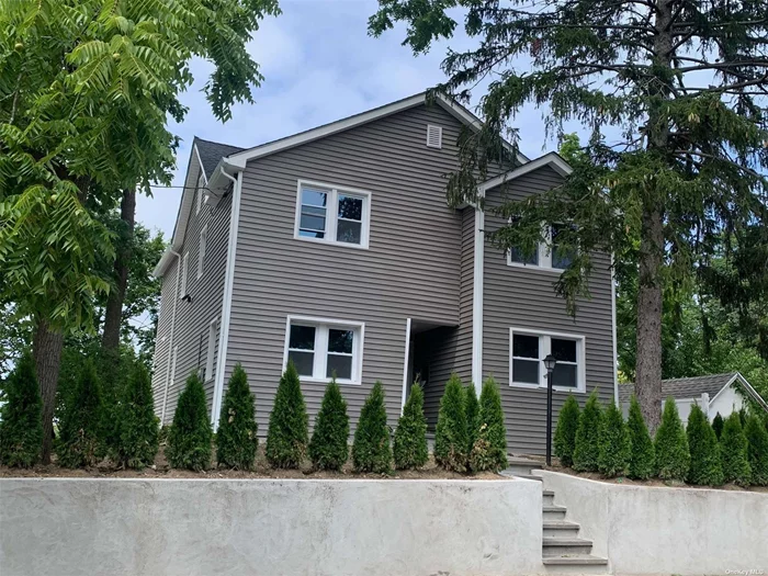 Totally Renovated 1 Bedroom, Full Bath, Eat-In Kitchen/Living room Combo 2nd Fl Apartment. Hardwood Floors Throughout. Washer/Dryer. Landscaping And Snow Removal Included. Off-Street Parking. Close To Train.