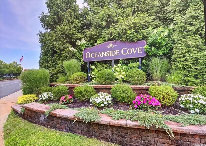 Entrance to the Cove