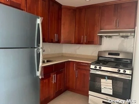 Brand New 2 Bed 2 Bath Living/Dining Room Open Kitchen With Balcony. Walk To Q60 And Close To E, M, R Train. Convenience To All. All Info Is Not Guaranteed, Prospective Tenant Should Re-Verify By Self