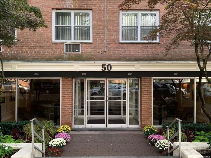 Welcome To The Claridge, One of GN&rsquo;s Premier Buildings. Priced to Sell, Large 1 Bedroom, Spacious & Sunny Corner Unit., Light & Bright, Ample Closet Space, Great Opportunity to Customize to Your Taste. Large Balcony Perfect for Morning Coffee, Playing Cards or Entertaining, Garage Parking, Super on Premises .Building has a BACKUP GENERATOR.