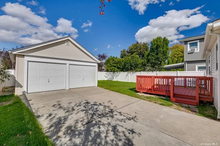 2 Car Detached Garage