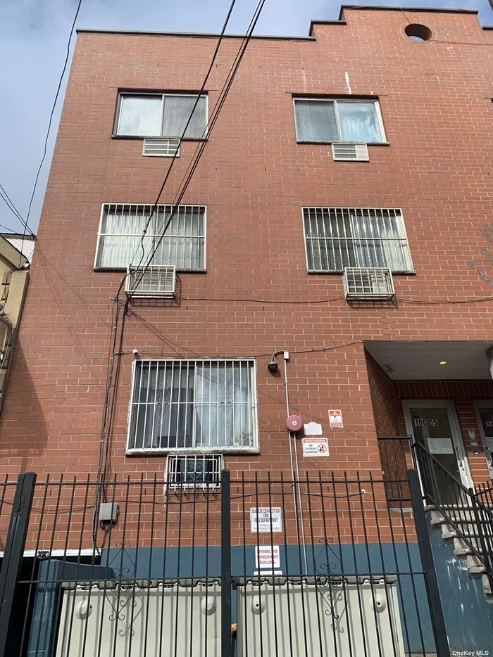 Corona 2 bedroom and 1 bath condo with tax abatement till 2029. Located near supermarkets, restaurants, shops and #7 train stations on 103rd St and Junction Blvd. Q-23/72 bus stops. Easy commute to Manhattan or Flushing. Minutes from Northern Blvd, Grand Central Parkway, Flushing Meadows Park and La Guardia Airport.