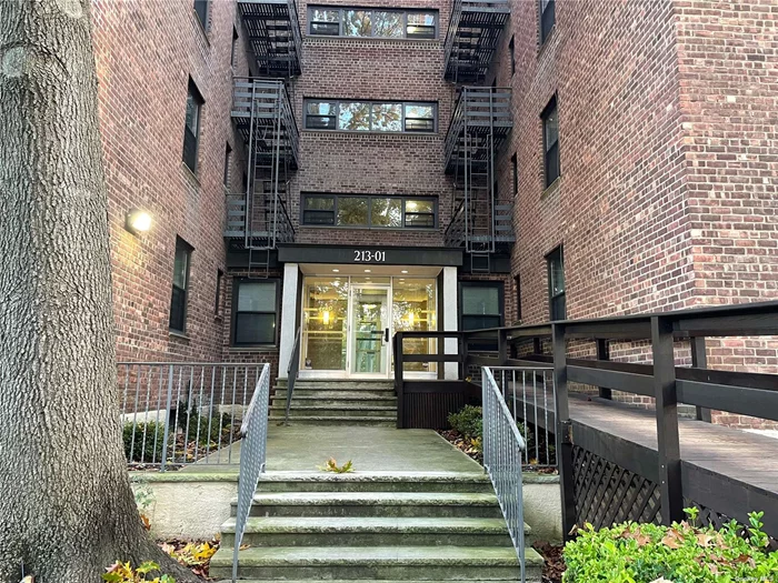 Fabulous Junior 1 bedroom coop centrally located . Near All