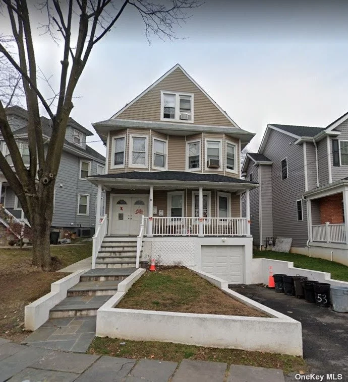 Beautiful duplex in New Rochelle ready for new tenant with brand new floor. This duplex is on the 2nd and 3rd floor of a multi family house. First level of duplex consists of a kitchen with space for a dining table, separate living room, one bedroom and one full bath. Second level of duplex consists of 3 bedrooms and 1/2 bath.