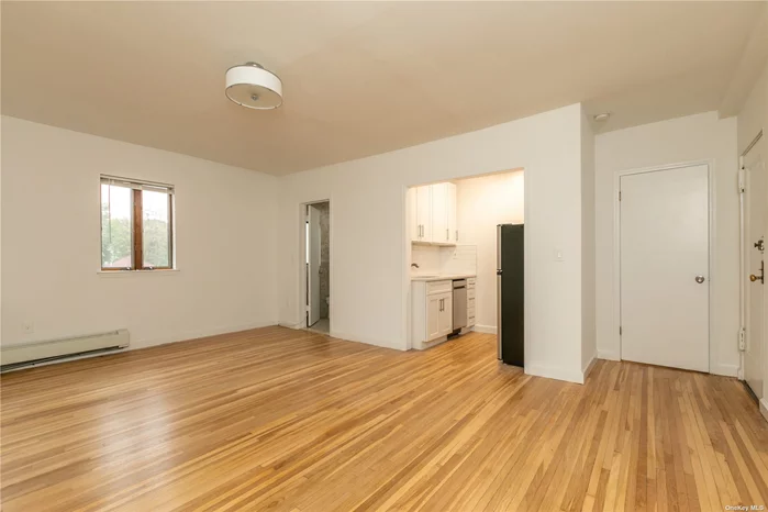 Great Neck. Quaint Newly Renovated Top Floor Junior 1 Bedroom Apartment In European Style Co-Op Development Located At The Mid Point Between Great Neck&rsquo;s Old And New Villages. Brand New Kitchen and Bathroom. Hardwood Floors Throughout. No Board Approval Needed!