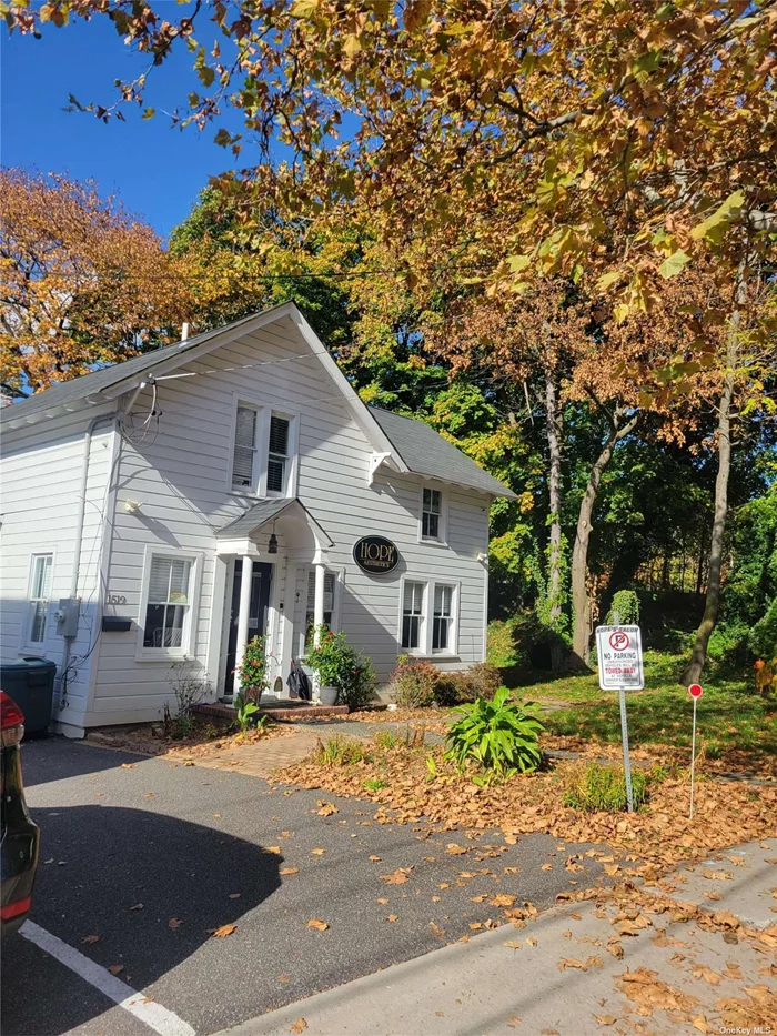 Beautifully updated 1 bedroom 2nd floor apartment in Roslyn. Wood Floors. Spacious bedroom with large closet. Open kitchen with island and plenty of storage space. This is a must see and will go quickly. Convenient to transportation and stores. All utilities included.