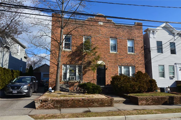 2nd Floor 2 Bedroom, 1 Bath Apartment in prime location close to Main Street, LIRR Station and schools. Shared use of washer and dryer in basement. Tenant pays all utilities.