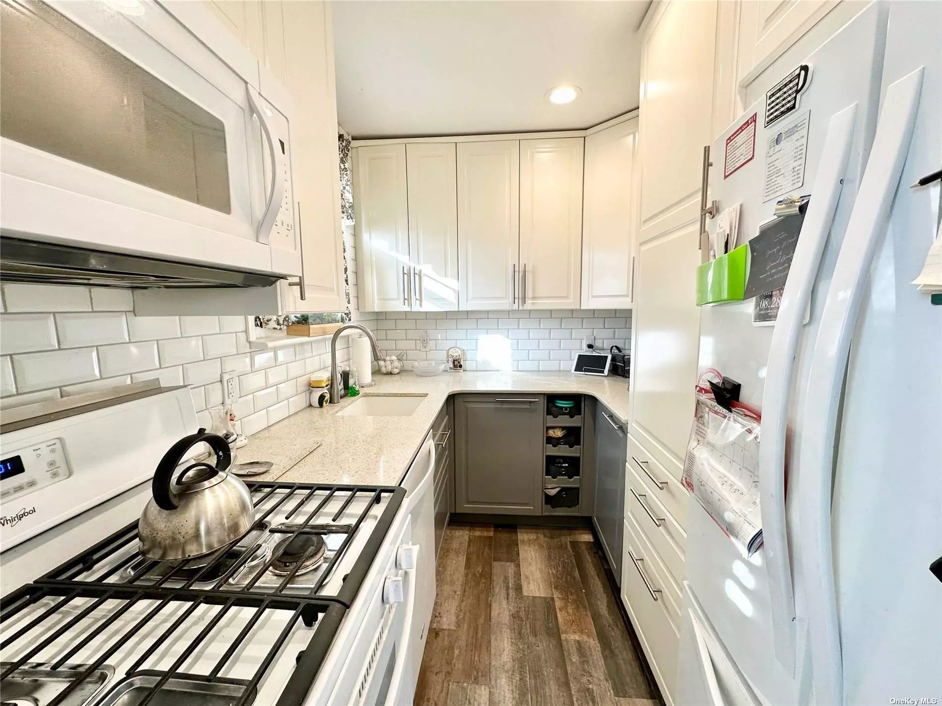 Two Bedroom Unit Renovated In 2017. New Kitchen, Moldings, Lighting, and more! Highly Desired ANIMAL-FRIENDLY Community (Incl. Dogs)! New Windows/Doors/Roofs/Gutters/Parking Lots/Gym/Storage/Game & Laundry Rms/Playground AND MORE! GC Beach/Golf Rights