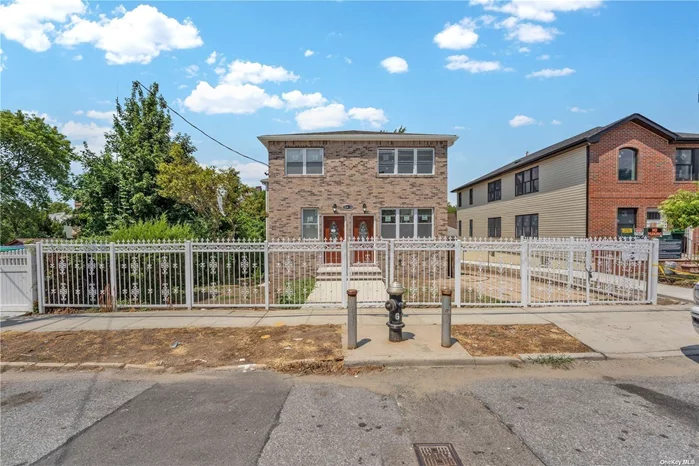 Fully Renovated 4 Large Bedrooms Apartment On 2nd FL, The Master Bedroom Comes With A Full Bath And Walk-In Closet, Kitchen Has Brand-New Stainless-Steel Appliances. Full Bath (2 Full Baths Total)