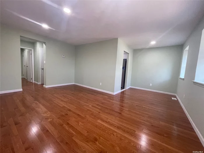 Renovated 2-bedroom apt. on the first floor with all new appliances of a townhouse in the Forest Hills, Walking distance to public transportation, school pharmacies, restaurants, supermarkets, etc. A must see!!!