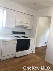 Large and bright 3 BR 2 Bath duplex Apartment with central A/C, beautiful wood floor throughout, washer and dryer in the unit, driveway for 2 car, lots of storage space and close, near all major highways, buses, Little neck Bay Park, Bayside Marina, shopping Center and more