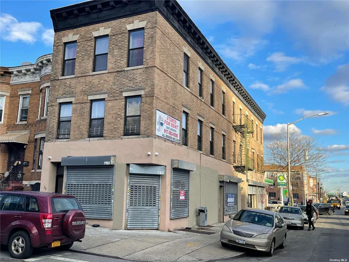 2105 Atlantic Avenue is perfectly located for any type of business. Comprises of 2 stores (27x13, 20x18) which can be rented together or separated. Very high traffic area and convenient to transportation and major highways!!!!!!!!!!!!!!