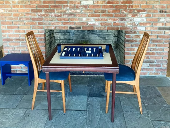 Backgammon, anyone?