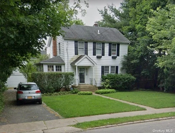 This property boasts a prime location on a great street, conveniently positioned near the LIRR, just half a mile from both the L.I.E and Northern State Parkway. Situated on a 75x100 lot within the Mid-Block Roslyn S.D. #3, it offers easy access to parks, the railroad, highways, and beaches. Additionally, being in the historic district, it must be maintained within the district&rsquo;s requirements, adding to its unique appeal.