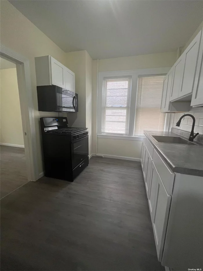 Excellent Opportunity to Live in Canarsie!!! Fully Renovated Apartment on the 1st Floor, 3 Bedrooms (queen, full and twin size) New Appliances, 1 Bathroom, Access to the Back Yard and Laundry in Unit. Tenants pay own Utilities (electricity, heat and cooking gas). Small Pets are welcome. Proof of income and credit check required.