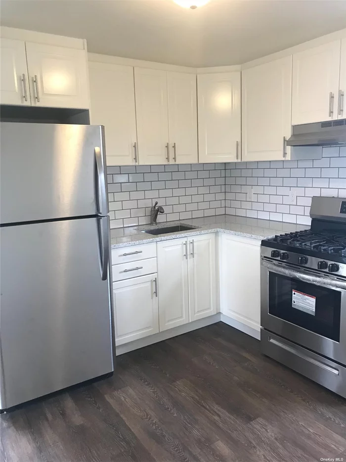 Beautiful 2nd Floor Apartment, With Eat In Kitchen, Terrace, Living Room, 2 Bedrooms With Large Closets, Redone Full Bath. All Brand New Appliances, And Hardwood Floors Throughout. Close To All Shops!!!