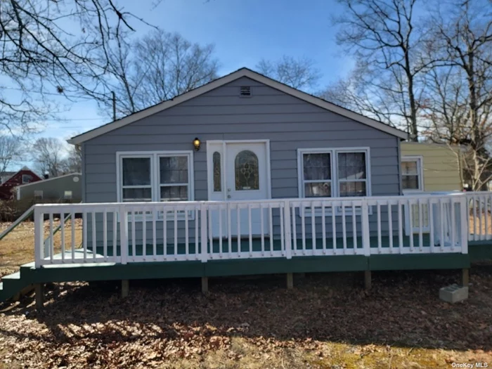 Fully Renovated & Ready To Be Rented! This House Features Many Updates. New Paint Job, New Flooring, New Siding, New Kitchen, New Appliances & So Much More. Make This Your New Home!
