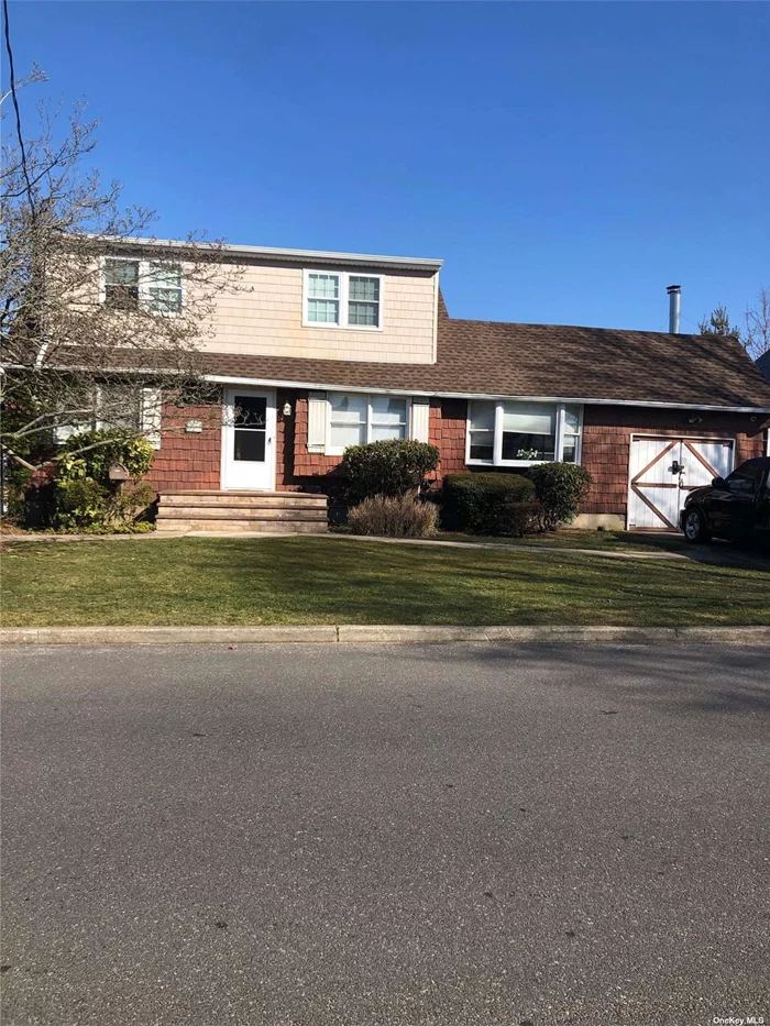 Very spacious beautifully renovated full house rental. 4 spacious bedrooms , 3 fully renovated baths, Dining room and large living room with fireplace. Full finished basement with laundry. Backyard oasis with inground pool and outside kitchen. Small pets allowed.