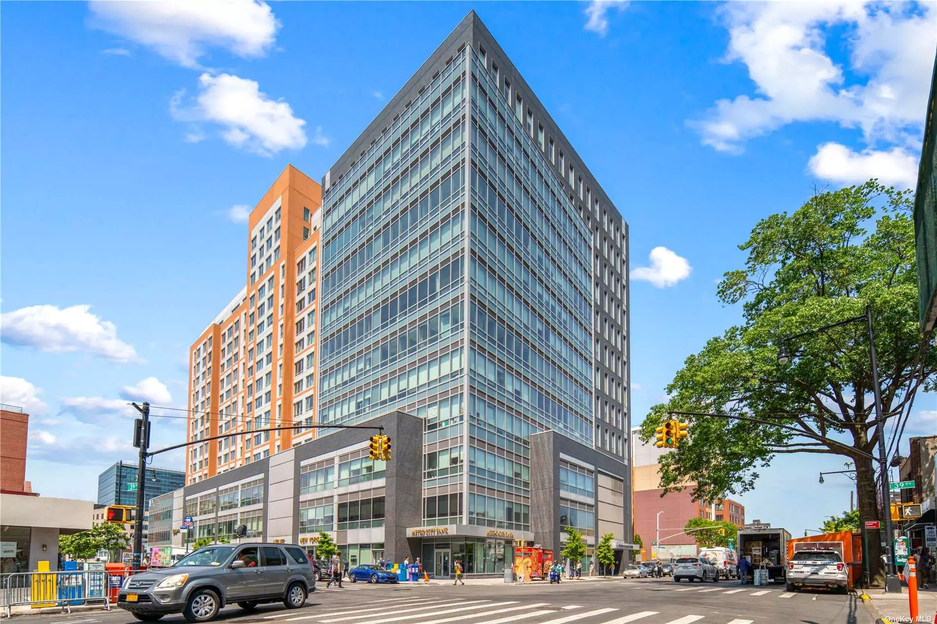 The south facing renovated office space ideally for all types of business use, located in downtown Flushing. This building offers a separate entrance, 24/7 access, doorman and security. With easy access to the #7 Subway, LIRR, and bus stops. Parking garage directly connects to this building. Surrounded by restaurants, stores, shops and convenient to all.