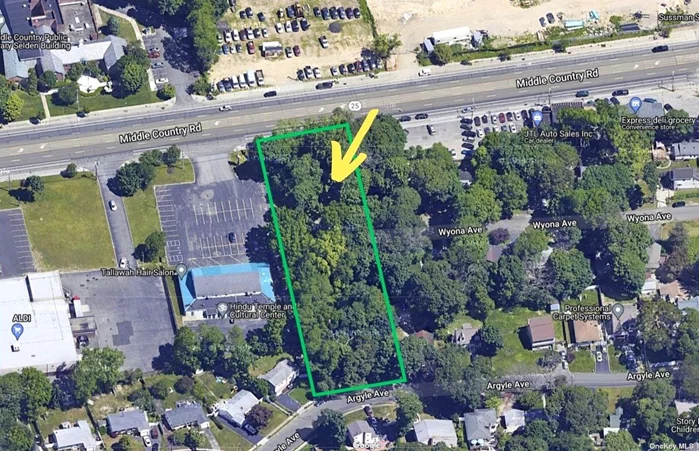 Great Busy Location!!! Split Zone! 1.04 Acre J-2 (75% ) & A-1 Zones Bus & Res House. Vacant Land, Property Goes From Middle Country Rd To Argyle Ave.