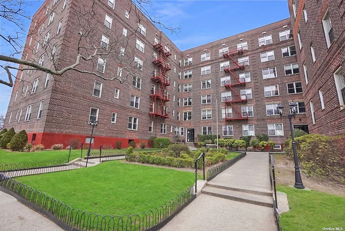 Introducing a fully renovated two-bedroom co-op in Owls Head Bay Ridge! This gem features brand-new stainless steel appliances, granite countertops, hardwood floors throughout, and abundant natural light. Enjoy the convenience of maintenance covering all utilities, and a live-in super. While a garage is available (waitlist), additional storage is offered for a fee. On-site laundry adds to the practicality. Located steps from Owls Head Park, the ferry pier to Manhattan, and various Brooklyn destinations. Don&rsquo;t miss this perfectly priced, ready-to-sell apartment!