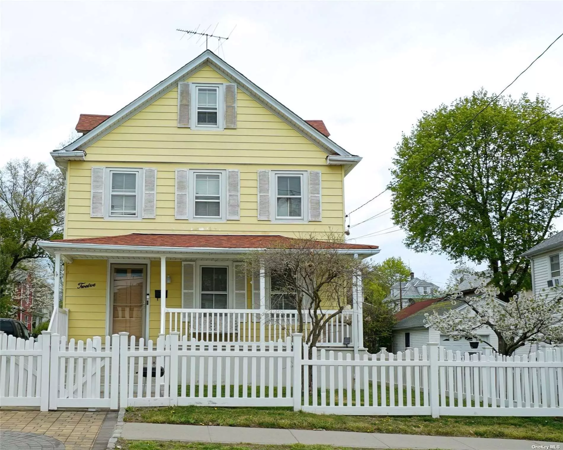 Lovely Vacant Colonial 2 Family Legal House. First Fl. 1 BR apt, Full Bath , Kitchen, full finished basement w/ laundry room. Second Fl. 2 Bedroom apt, full bathroom, LR, Kitchen, full finished attic.with walk up stairs,  3 car driveway, fenced yard and a large stand alone shed for storage.