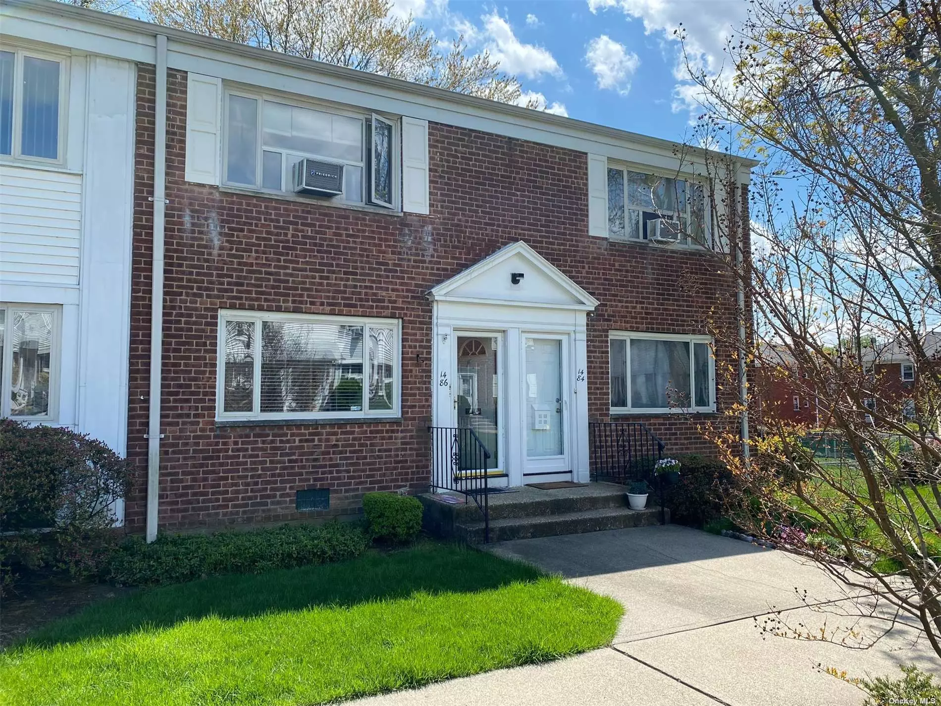 Bay Terrace Gardens 2 Bedroom 1.5 baths Duplex with patio in courtyard. Total Maintenance Of $852.70 Includes 3 Air Conditioners, Dishwasher, Washer/Dryer, Gas & Electric. Purchaser will get 1 assigned parking space for an additional $20/month. Close To Bay Terrace Shopping Center, Library, Elementary / Middle School, Express Bus, Local Bus.